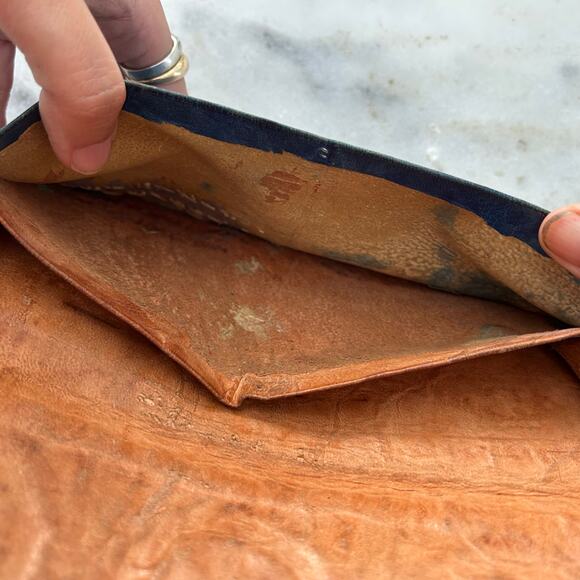 Vintage Handcrafted Leather Wallet – Blue Tooled Leather With Woven Accents - Picture 11 of 12